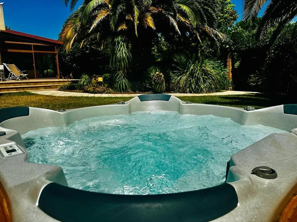 باري Villa Luxury Giardini D'Oriente & Spa